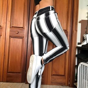 BDG Striped mom jeans